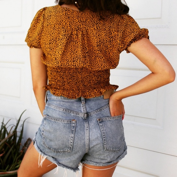 🚨//The Sunny// Yellow Crop top - Picture 5 of 7